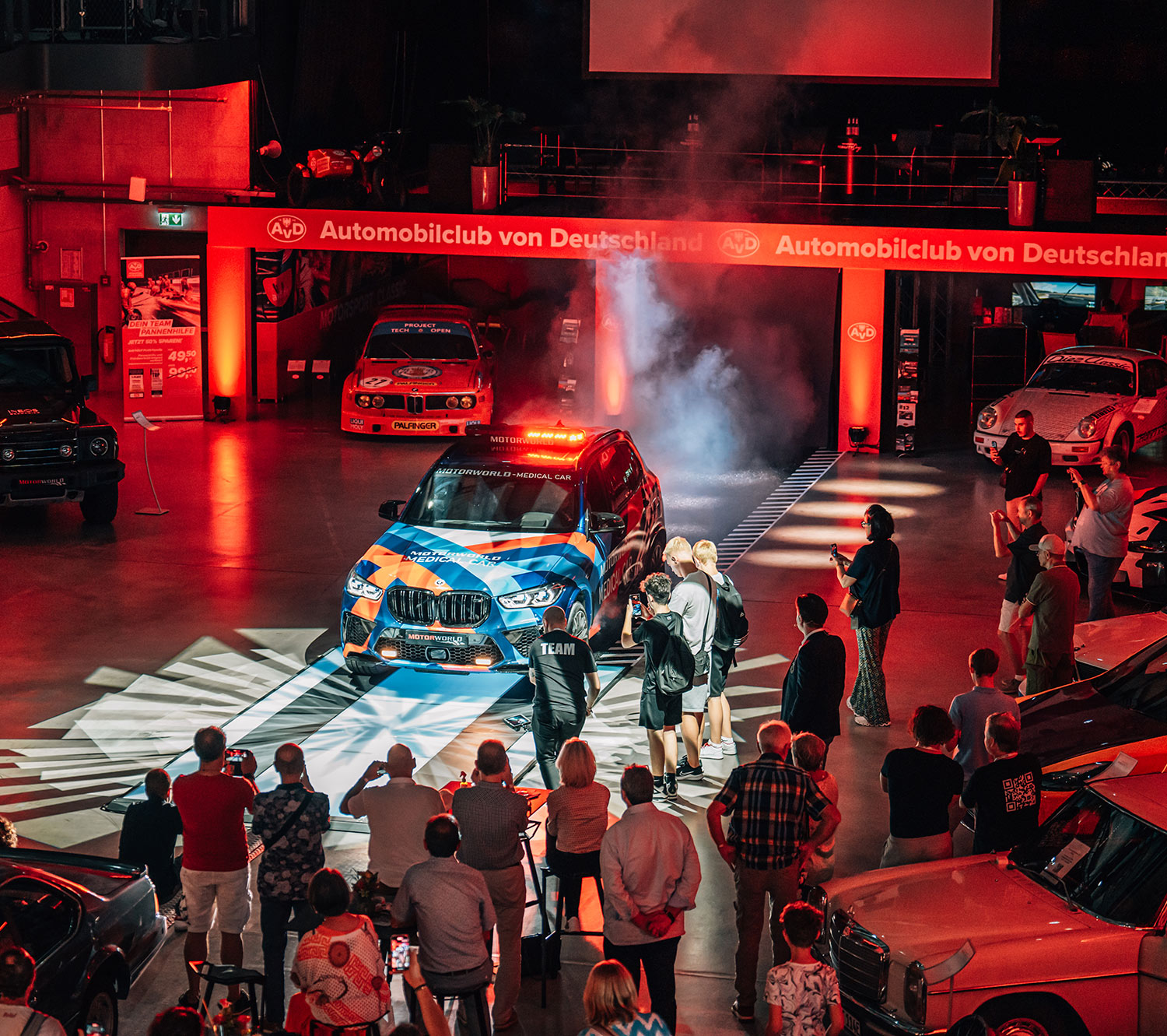 Die AvD Entertainment Stage auf der Motorworld 2023 Die AvD Entertainment Stage auf der Motorworld 2023