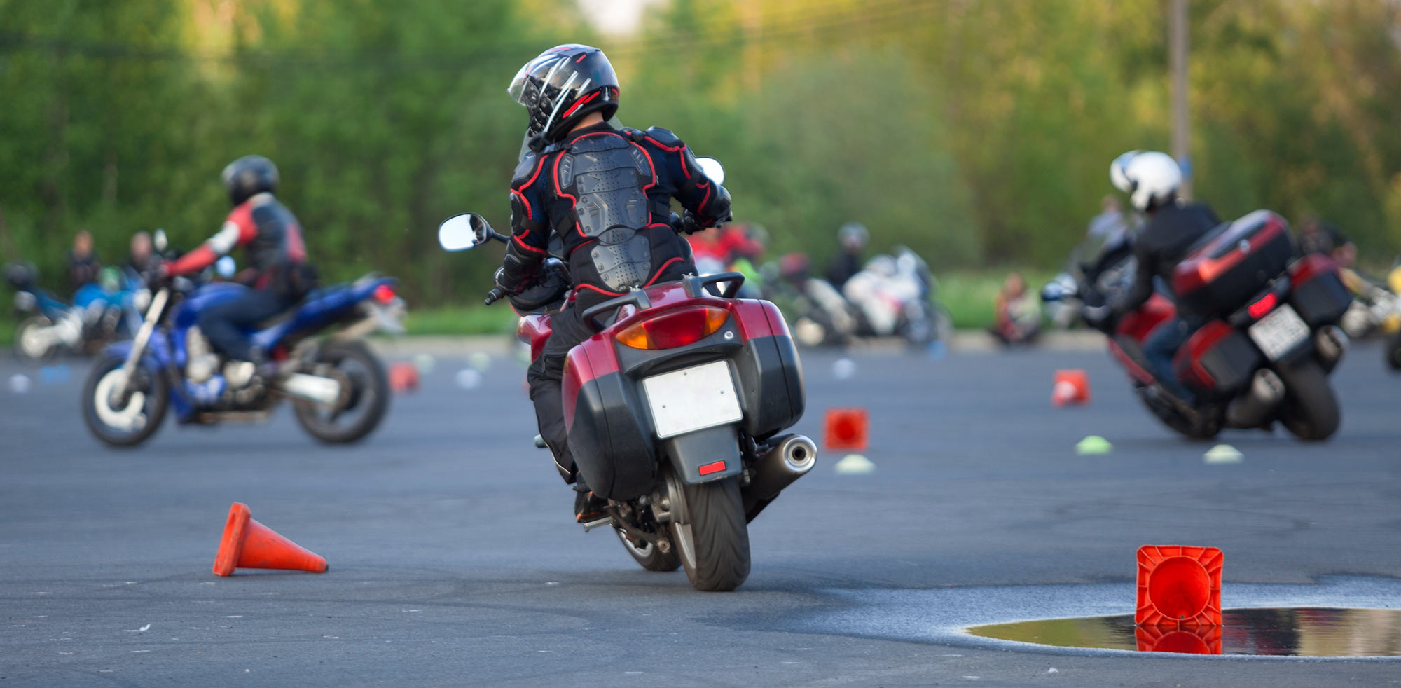 AvD Artikel - Fahrsicherheitstraining für Motorradfahrer