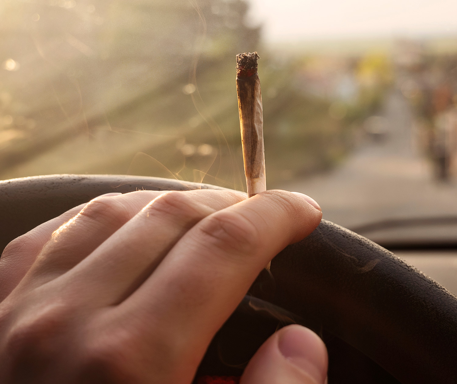 AvD Pressemeldung - AvD begrüßt Cannabis-Grenzwert als Steigerung der Verkehrssicherheit AvD Pressemeldung - AvD begrüßt Cannabis-Grenzwert als Steigerung der Verkehrssicherheit