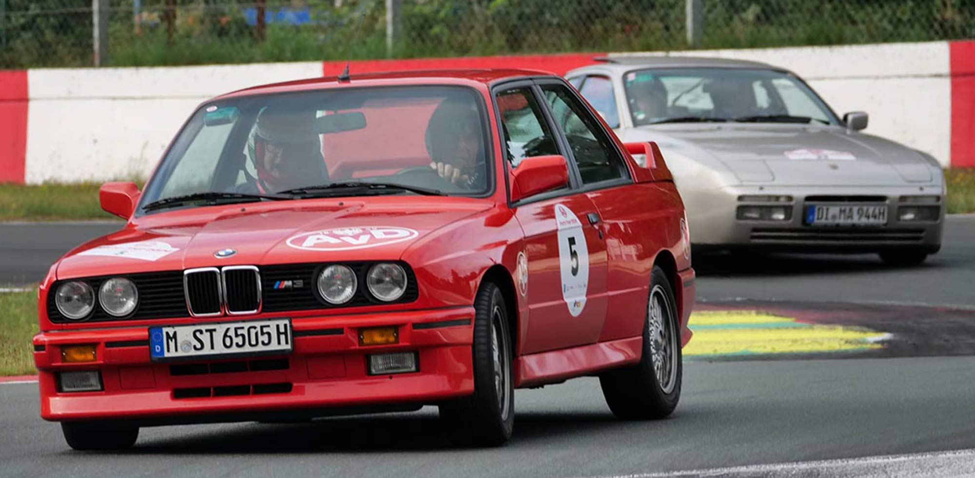 AvD Pressemeldung - Grandioses Finale der AvD-Histo-Tour 2024 auf der Nordschleife