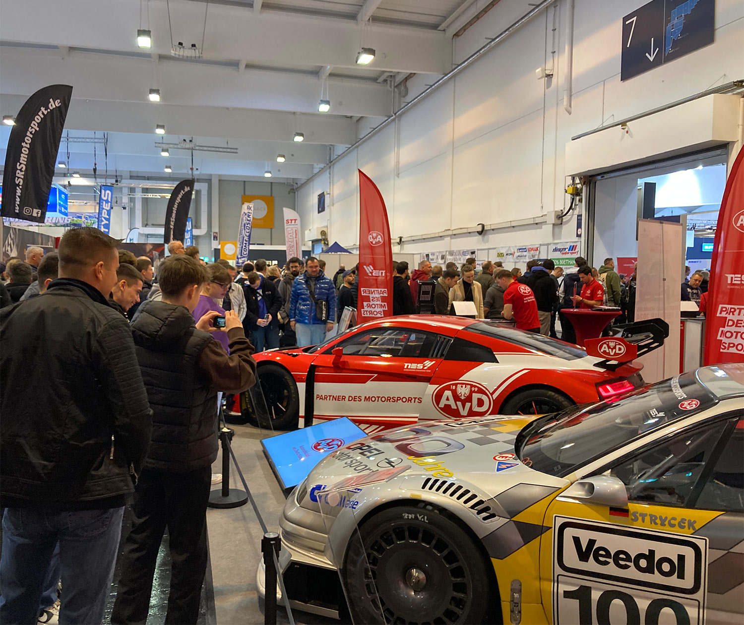AvD Pressemeldung - AvD mit Motorsport und Klassik auf der Essen Motor Show AvD Pressemeldung - AvD mit Motorsport und Klassik auf der Essen Motor Show