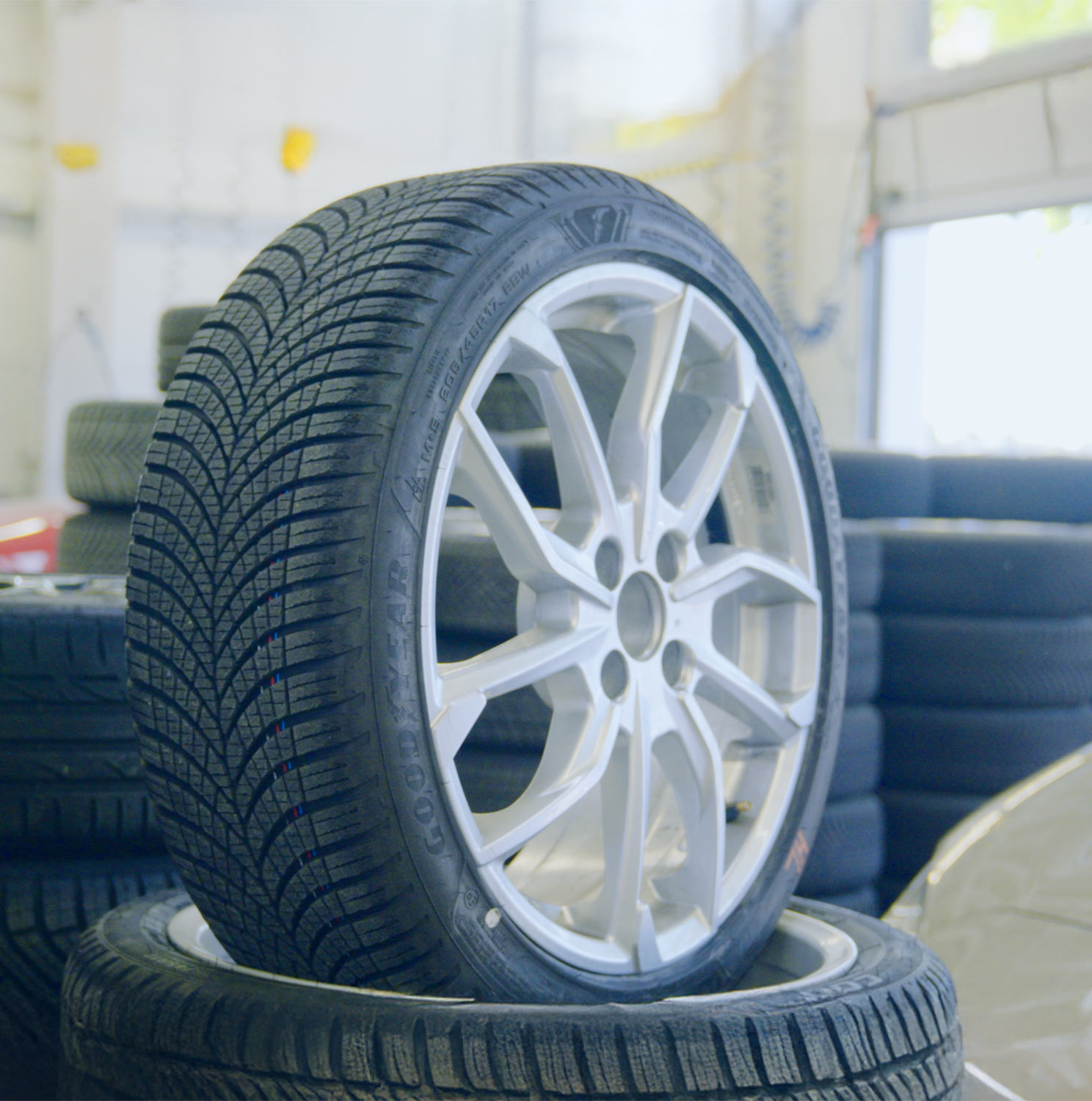 AvD Reifentest - Ganzjahresreifen GoodYear Vector 4 Seasons Gen 3 205/45 R17 AvD Reifentest - Ganzjahresreifen GoodYear Vector 4 Seasons Gen 3 205/45 R17