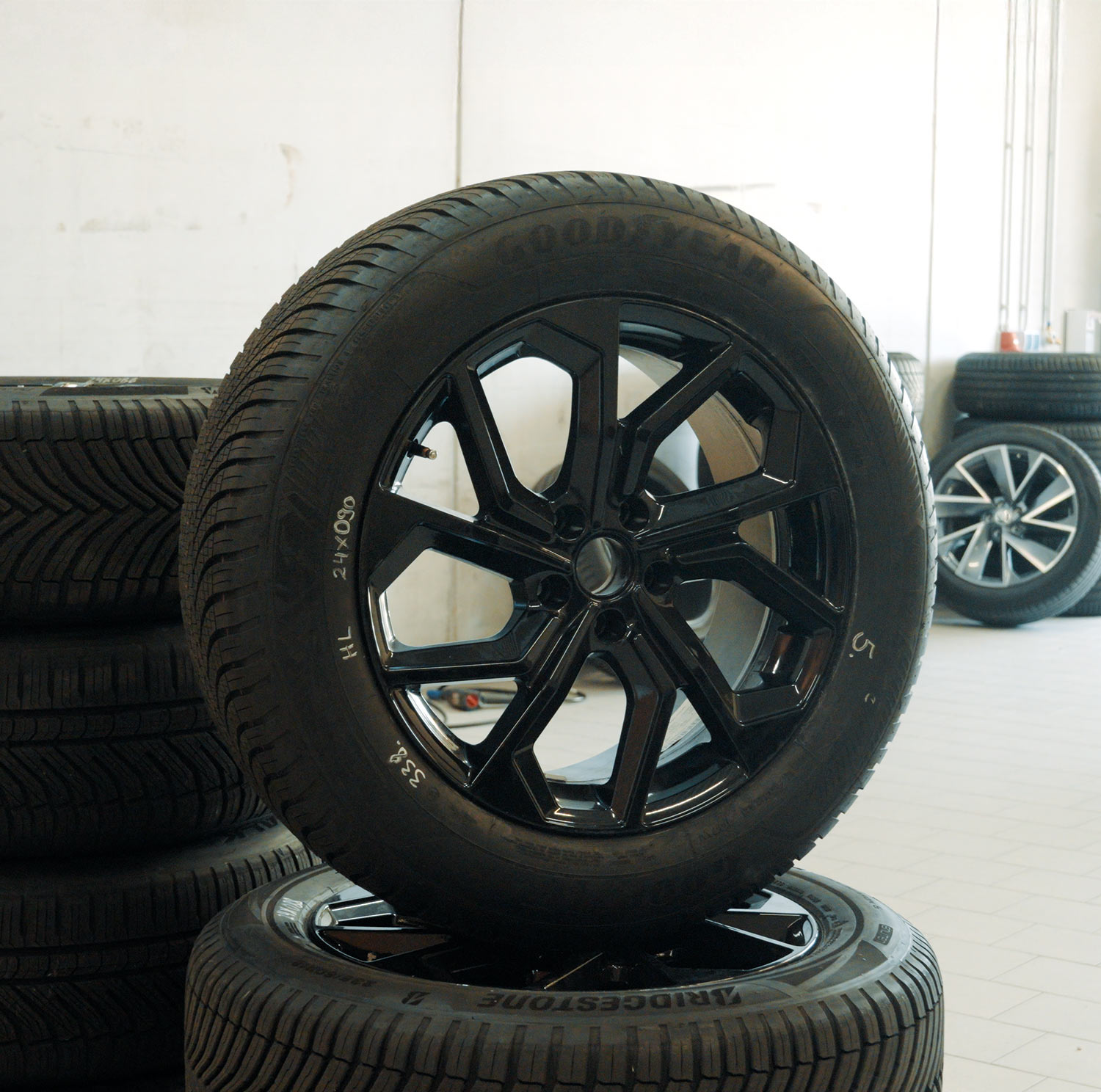 AvD Reifentest - Ganzjahresreifen Goodyear Vector 4Seasons Gen-3 235/60 R18 AvD Reifentest - Ganzjahresreifen Goodyear Vector 4Seasons Gen-3 235/60 R18