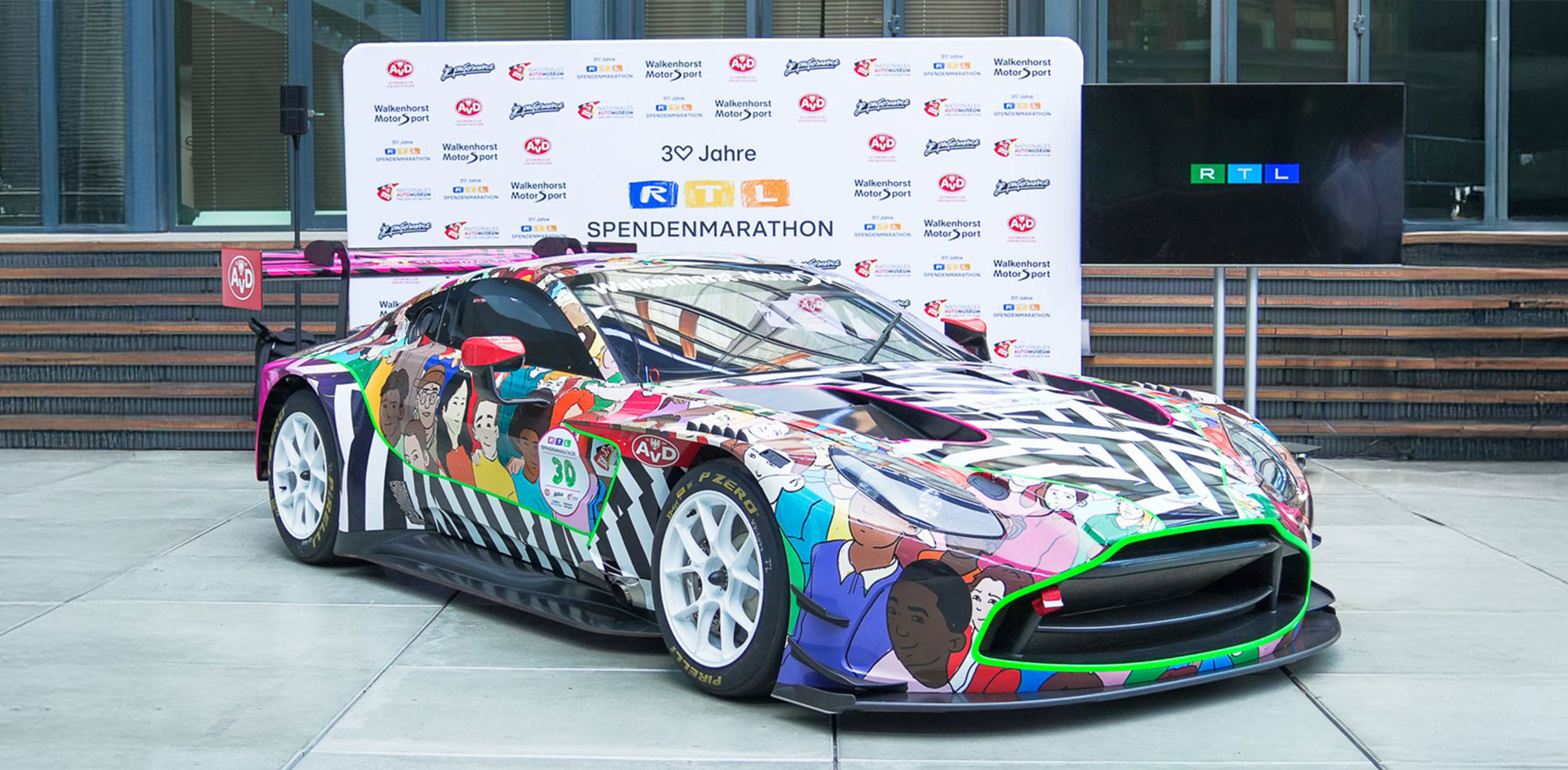 AvD Pressemeldung - Präsentation des Charity Car auf der Techno Classica